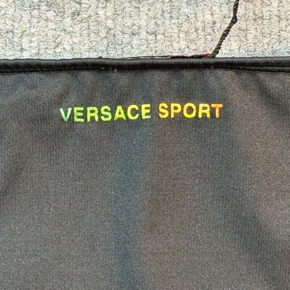 VTG Versace Sport Black Rainbow Abstract Graphic Pencil Skirt Italy Size XL NWOT - Picture 9 of 10